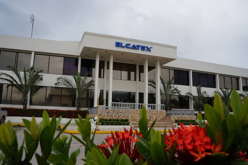 Grupo Elcatex, uno de los principales grupos textiles de Honduras con más de 15.000 empleados. Grupo Elcatex, uno de los principales grupos textiles de Honduras con más de 15.000 empleados.