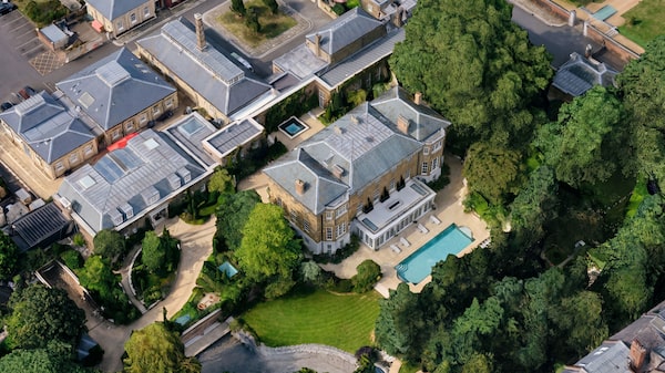 Bilionários avançam, milionários recuam: a nova realidade de imóveis de luxo em Londres Bilionários avançam, milionários recuam: a nova realidade de imóveis de luxo em Londres
