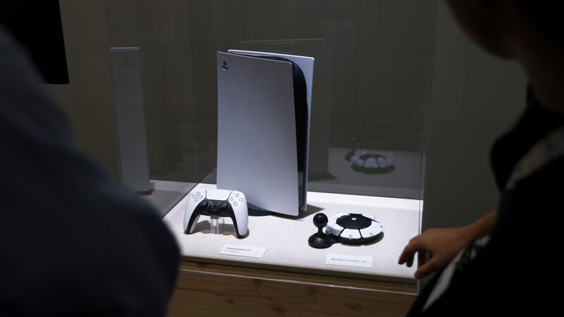Sony tem alta de 50% das ações no ano, mas múltiplo segue distante de pares Sony tem alta de 50% das ações no ano, mas múltiplo segue distante de pares