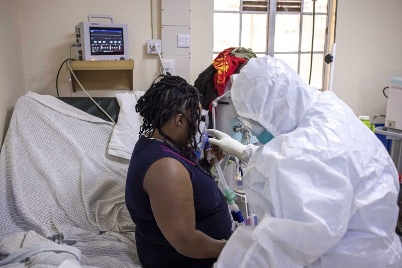 Científicos sudafricanos afirman que una nueva variante del Covid-19 frena su propagación. Científicos sudafricanos afirman que una nueva variante del Covid-19 frena su propagación.