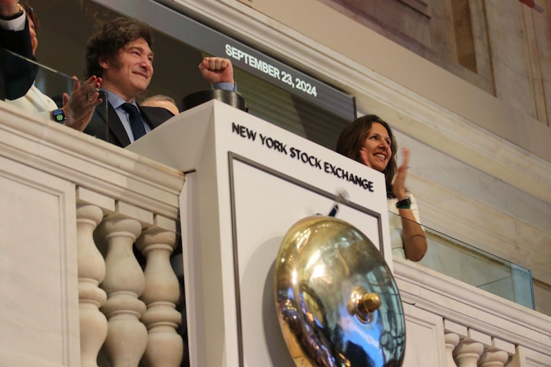 Milei tocó la campana del New York Stock Exchange esta semana. Milei tocó la campana del New York Stock Exchange esta semana.