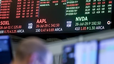Apple pierde atractivo: cae 10% y se rezaga mientras inversores vuelven a apostar por la IA Apple pierde atractivo: cae 10% y se rezaga mientras inversores vuelven a apostar por la IA