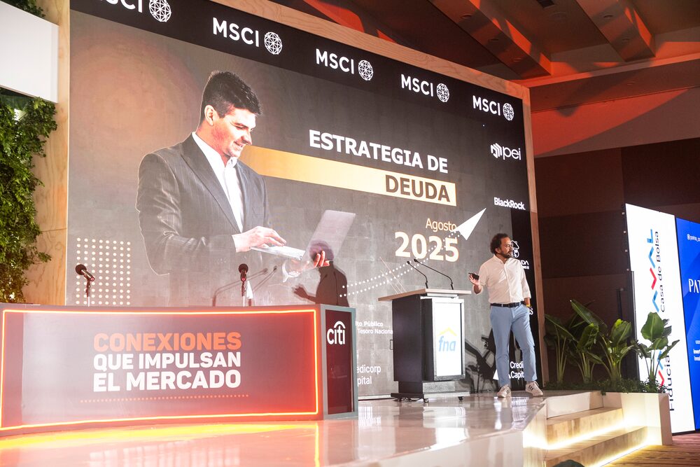 Javier Cuéllar, director de Crédito Público del Ministerio de Hacienda de Colombia Javier Cuéllar, director de Crédito Público del Ministerio de Hacienda de Colombia