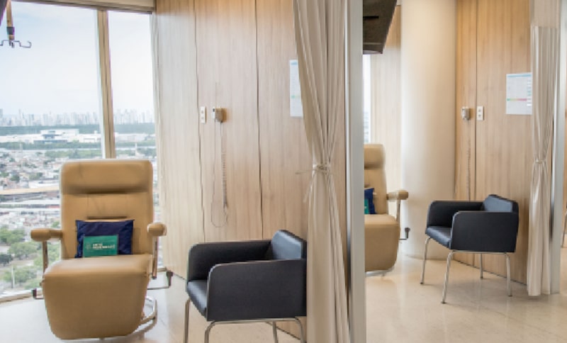 Sala de infusão da Oncoclínicas Ilha do Leite, em Recife, uma das quatro unidades da rede na cidade citadas na disputa com a Unimed Recife Sala de infusão da Oncoclínicas Ilha do Leite, em Recife, uma das quatro unidades da rede na cidade citadas na disputa com a Unimed Recife