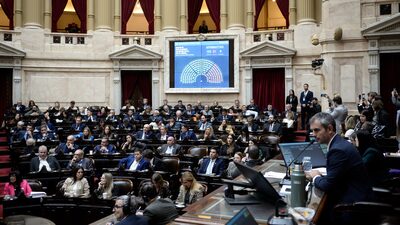 Aumento en la dieta de diputados argentinos: legisladores discuten recomposición salarial Aumento en la dieta de diputados argentinos: legisladores discuten recomposición salarial