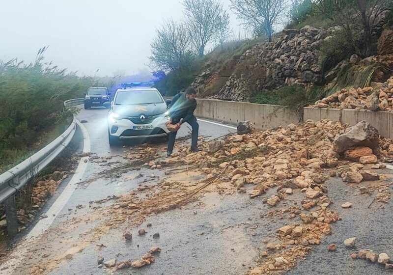España declara tres días de luto por las tormentas que matan a más de 90 personas España declara tres días de luto por las tormentas que matan a más de 90 personas