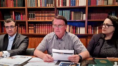 Em aceno a evangélicos, Bolsonaro promete vetar legalização de cassino Em aceno a evangélicos, Bolsonaro promete vetar legalização de cassino