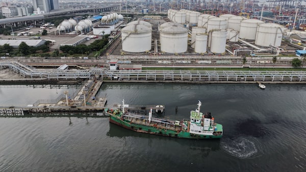 La guerra contra Irán está agotando la reserva mundial de petróleo a un ritmo sin precedentes La guerra contra Irán está agotando la reserva mundial de petróleo a un ritmo sin precedentes