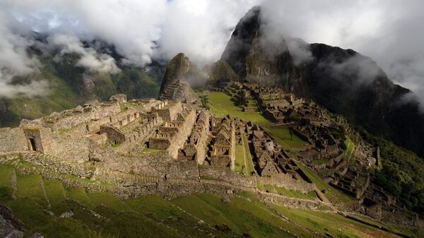 Manifestaciones violentas en Perú impactan a envíos de cobre y turismo local Manifestaciones violentas en Perú impactan a envíos de cobre y turismo local