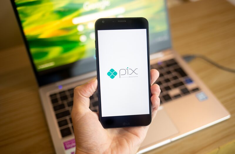 Al cierre de julio Brasil tenía registradas más de 478 millones de claves Pix, que a pesar de que se lanzó a finales de 2020 comenzó a ser estructurado durante la Administración de Michel Temer (2016-2018). Al cierre de julio Brasil tenía registradas más de 478 millones de claves Pix, que a pesar de que se lanzó a finales de 2020 comenzó a ser estructurado durante la Administración de Michel Temer (2016-2018).