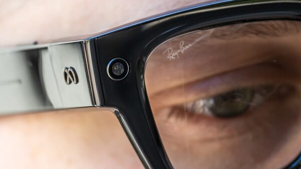 Las gafas con pantalla incorporada de US$799 de Meta permiten vislumbrar el futuro Las gafas con pantalla incorporada de US$799 de Meta permiten vislumbrar el futuro