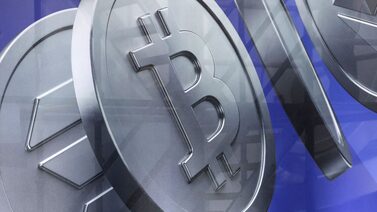 El bitcoin retrocede mientras las criptodivisas se estabilizan tras una semana accidentada El bitcoin retrocede mientras las criptodivisas se estabilizan tras una semana accidentada