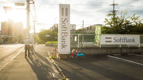 SoftBank volta ao lucro após um ano e reforça aposta em IA e na Arm, de chips SoftBank volta ao lucro após um ano e reforça aposta em IA e na Arm, de chips