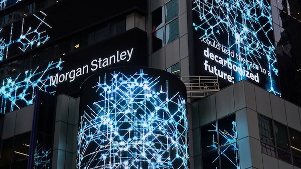 Morgan Stanley vê risco de queda de 7% no S&P 500 com petróleo e juros em alta Morgan Stanley vê risco de queda de 7% no S&P 500 com petróleo e juros em alta