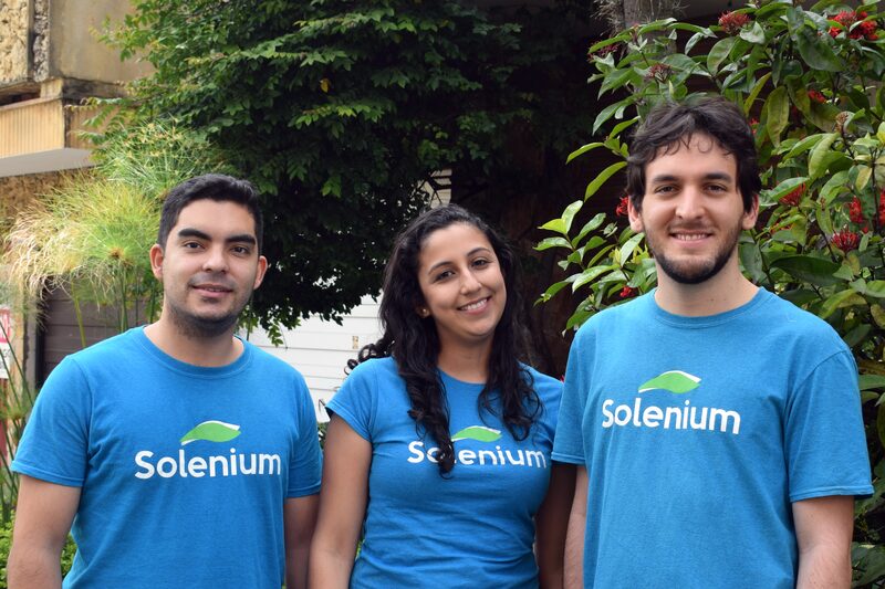 De izquierda a derecha los cofundadores de la empresa Eduardo Ospina, actual CEO de Solenium; Paola Santiago, CFO, y Nicolás Villegas, CTO. De izquierda a derecha los cofundadores de la empresa Eduardo Ospina, actual CEO de Solenium; Paola Santiago, CFO, y Nicolás Villegas, CTO.