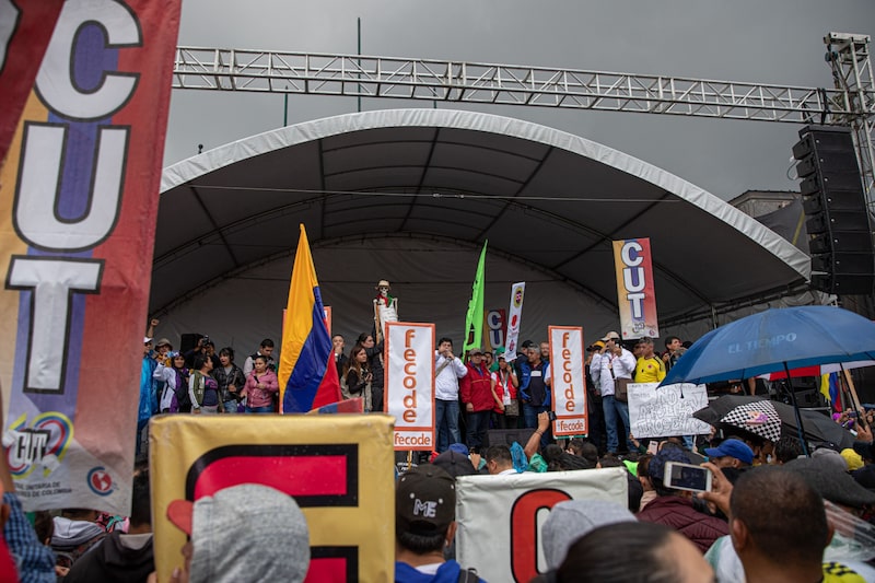 El presidente Petro advirtió el 20 de julio que aprovechará su último año de gobierno para aumentar el salario mínimo por encima de la inflación. El presidente Petro advirtió el 20 de julio que aprovechará su último año de gobierno para aumentar el salario mínimo por encima de la inflación.