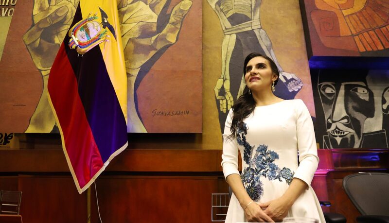 Verónica Abad, la vicepresidenta del Ecuador, está enfrentada al Gobierno Verónica Abad, la vicepresidenta del Ecuador, está enfrentada al Gobierno