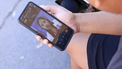 Qué es DoctorSV, la app de salud de El Salvador que usa a Google y deriva a servicios privados Qué es DoctorSV, la app de salud de El Salvador que usa a Google y deriva a servicios privados