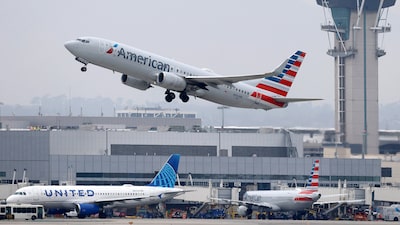 American Airlines dice que no está interesada en una fusión con United American Airlines dice que no está interesada en una fusión con United