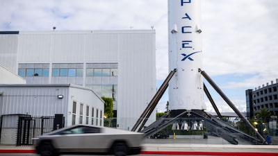 Musk desafía a Wall Street con la histórica salida a bolsa de SpaceX Musk desafía a Wall Street con la histórica salida a bolsa de SpaceX