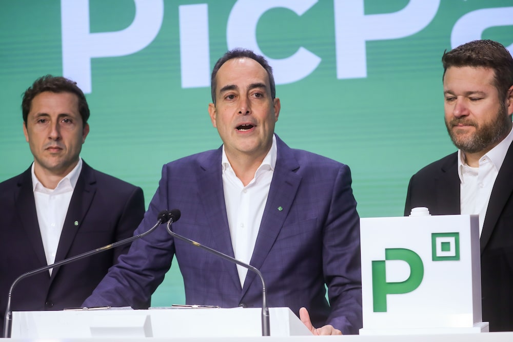 Anderson Chamon, co-founder and vice president of new businesses at PicPay, left, Eduardo Chedid, chief executive officer of PicPay, center, and Jose Antonio Batista Costa, chairman of PicPay, during the company's initial public offering (IPO) at the Nasdaq MarketSite in New York, US, on Thursday, Jan. 29, 2026. Fresh off PicPay's US IPO, the first trading debut for a Brazilian company in more than four years, the fintech’s chief executive officer is bullish on prospects for the country’s economy this year. Photographer: Michael Nagle/Bloomberg Anderson Chamon, co-founder and vice president of new businesses at PicPay, left, Eduardo Chedid, chief executive officer of PicPay, center, and Jose Antonio Batista Costa, chairman of PicPay, during the company's initial public offering (IPO) at the Nasdaq MarketSite in New York, US, on Thursday, Jan. 29, 2026. Fresh off PicPay's US IPO, the first trading debut for a Brazilian company in more than four years, the fintech’s chief executive officer is bullish on prospects for the country’s economy this year. Photographer: Michael Nagle/Bloomberg