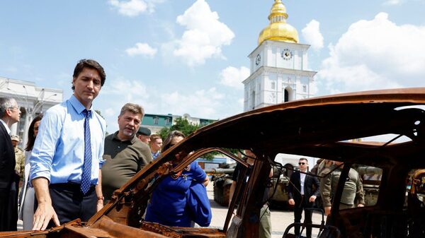 Trudeau promete nueva ayuda militar a Ucrania en un viaje sorpresa Trudeau promete nueva ayuda militar a Ucrania en un viaje sorpresa
