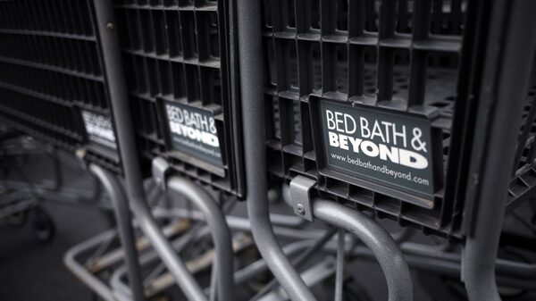 Furor por acciones meme vuelve a desconcertar a los “expertos” de Wall Street Furor por acciones meme vuelve a desconcertar a los “expertos” de Wall Street