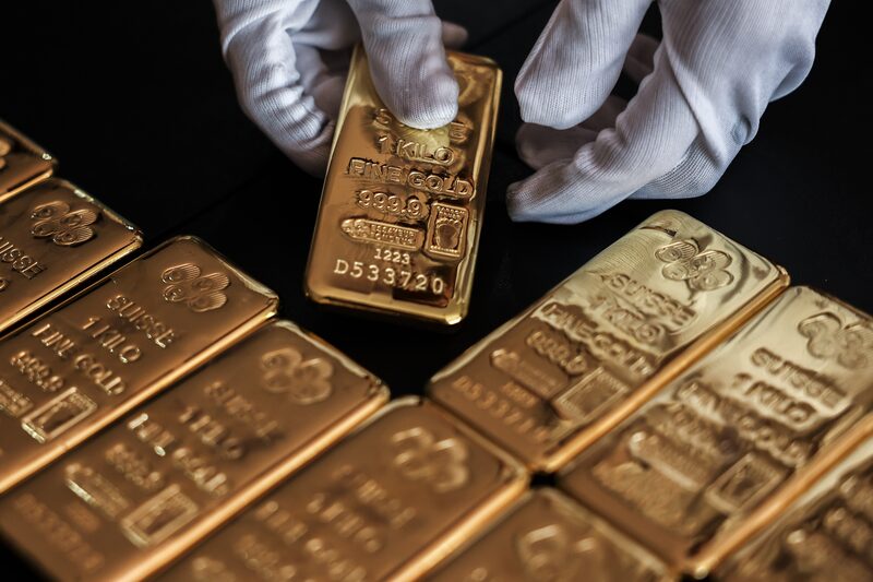 Gold Bullions in Thailand as Gold Set for Weekly Gain as US Inflation Cooler Than Forecast Gold Bullions in Thailand as Gold Set for Weekly Gain as US Inflation Cooler Than Forecast