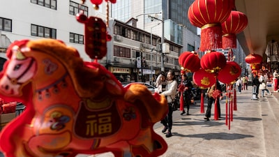 Mercados emergentes avanzan ante fortaleza del yuan y expectativas de recortes de la Fed Mercados emergentes avanzan ante fortaleza del yuan y expectativas de recortes de la Fed