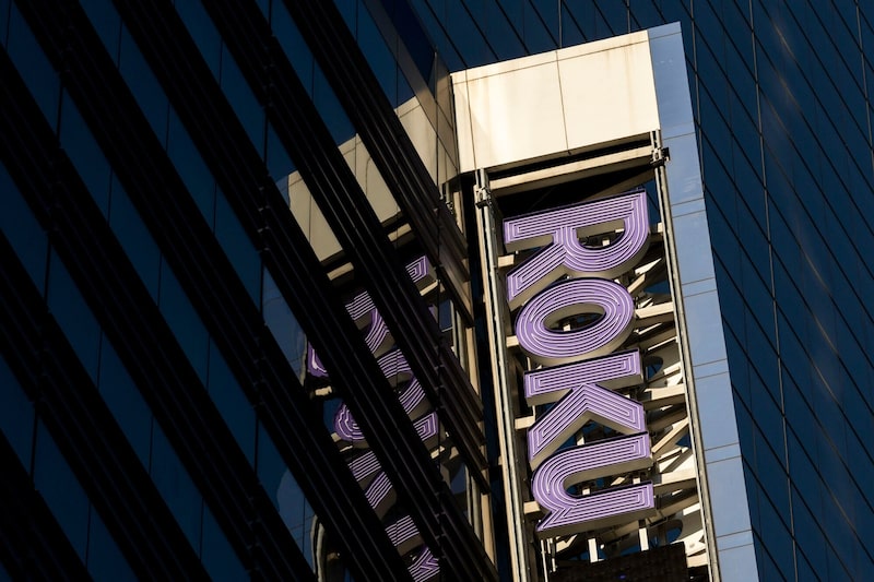 A oferta de US$ 160 por ação avalia a Roku em cerca de US$ 22 bilhões. (Foto: Yuki Iwamura/Bloomberg) A oferta de US$ 160 por ação avalia a Roku em cerca de US$ 22 bilhões. (Foto: Yuki Iwamura/Bloomberg)