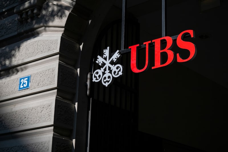 Logotipo en el exterior de la sede central de UBS Group AG en Zúrich, Suiza. Fotógrafo: Pascal Mora/Bloomberg. Logotipo en el exterior de la sede central de UBS Group AG en Zúrich, Suiza. Fotógrafo: Pascal Mora/Bloomberg.