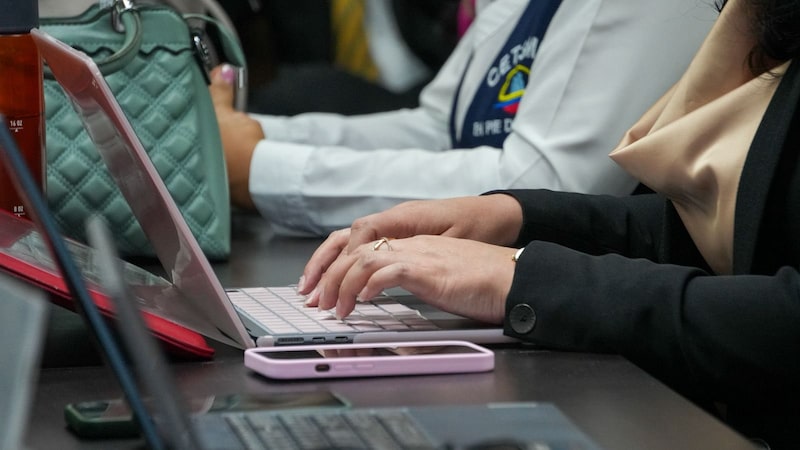 En una imagen referencial, la cuarta sesión del Consejo Nacional de Trabajo y Salarios, en Quito, Ecuador, el 24 de noviembre de 2025. En una imagen referencial, la cuarta sesión del Consejo Nacional de Trabajo y Salarios, en Quito, Ecuador, el 24 de noviembre de 2025.