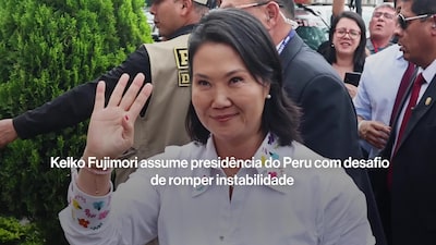 Keiko Fujimori assume presidência do Peru com desafio de romper instabilidade Keiko Fujimori assume presidência do Peru com desafio de romper instabilidade