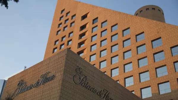 Grupo Palacio de Hierro coloca bono por MXN$2.000 millones en Bolsa Mexicanadfd