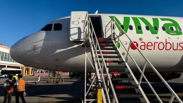 Mexico’s Low-Cost Carrier Viva Signs Initial Deal for 90 Airbus Jetsdfd