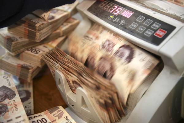 Peso mexicano mantendrá atractivo por expectativa de diferencial de tasasdfd