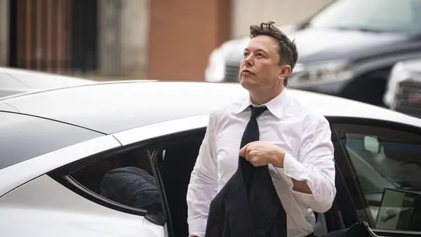 Musk no testificará en juicio contra piloto automático de Tesladfd