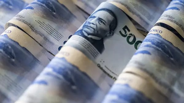 Superpeso mexicano se apreciaría frente al dólar por Chinadfd