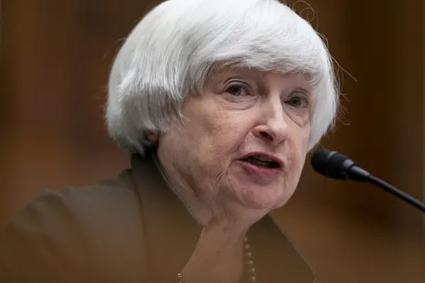 Janet Yellen, secretaria del Tesoro de EE.UU., habla durante una audiencia del Comité de Servicios Financieros de la Cámara de Representantes en Washington, D.C., EE.UU., el jueves 12 de mayo de 2022. Fotógrafo: Sarah Silbiger/Bloomberg