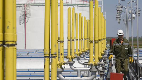 Mitad de los clientes de Gazprom en el extranjero abrieron cuentas en rublos: Rusiadfd