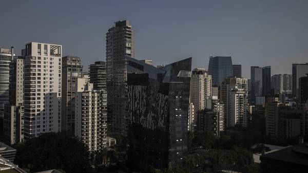 Brazil Hedge Funds Go Global, Boosting Profits for Big Banksdfd