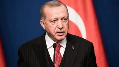 No centro da questão está o profundo ressentimento de Erdogan contra os aliados da Otan pelo que ele vê como sua recusa em levar a sério as preocupações de Ancara sobre os militantes curdos que operam dentro da Turquia