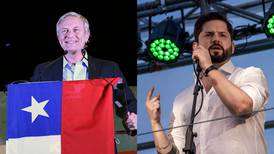 Candidatos presidenciales de Chile se enfrentan en último debate