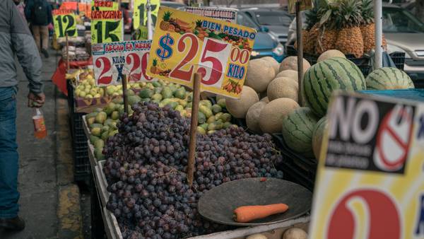 Precios de alimentos descienden por octavo mes y alivia presiones inflacionistasdfd