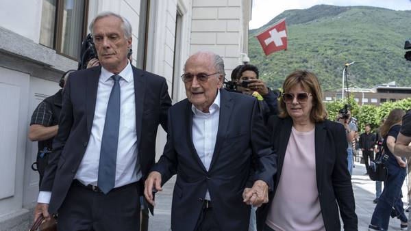 Los antiguos reyes del fútbol se enfrentan a un juicio antes del Mundial de Catardfd