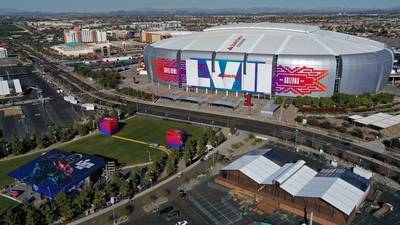 Super Bowl 2023: fanáticos viajan en masa a Phoenix y los hoteles se encarecendfd