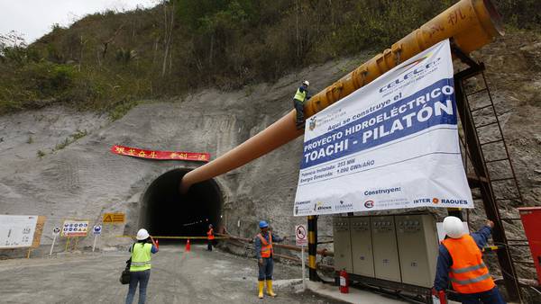 Ecuador termina contrato con la china CWE por incumplimientos en hidroeléctricadfd