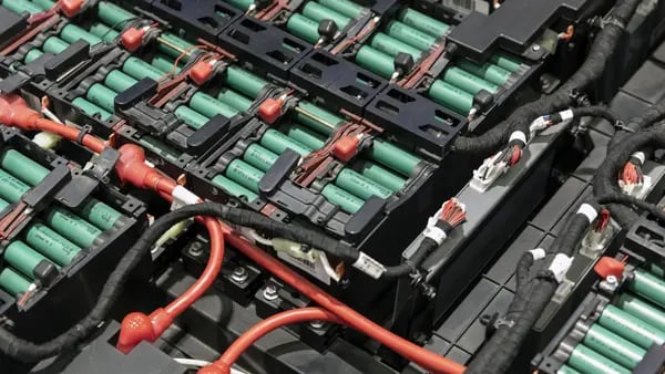 Orbia va por mercado norteamericano de baterías para eléctricos aliada con Solvaydfd