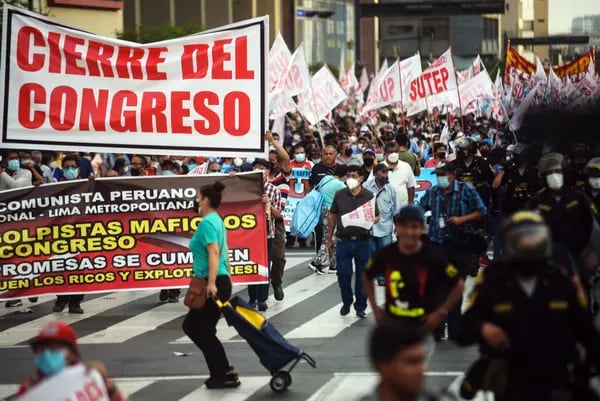 Demonstrations against Latin American governments are frequent, and which are often a manifestation of citizen sentiment that a country is 'broken'.