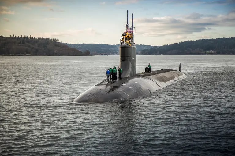 Submarino navegandodfd